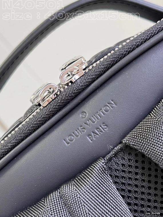 Cheap Backpack VUITTON LOUIS Avenue 0712